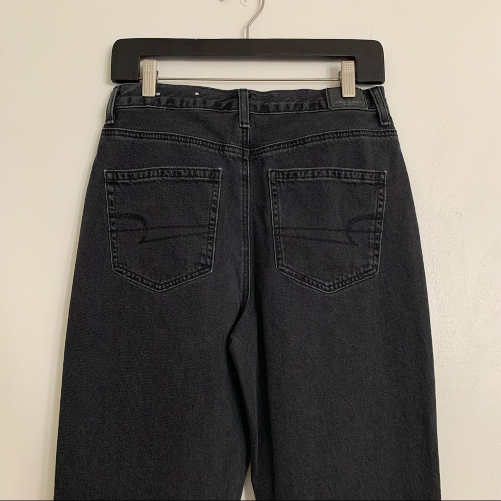 Dark Grey American Eagle High Rise Mom Jeans 8 - Picture 5 of 8
